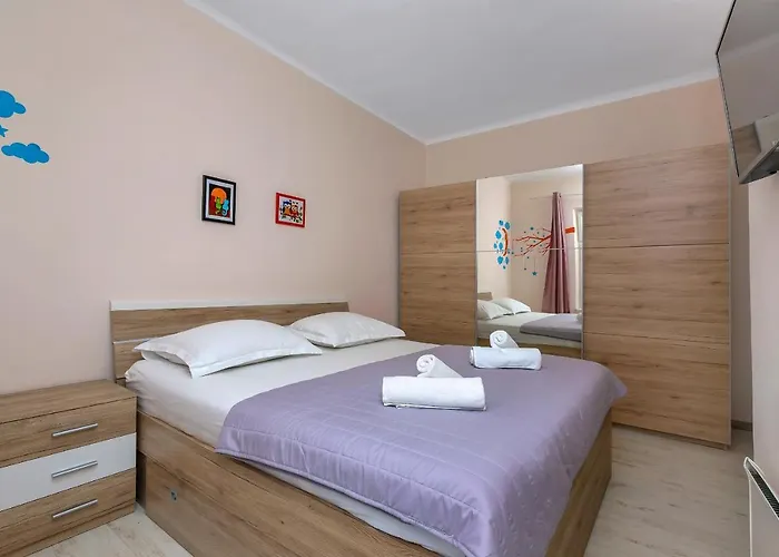 Montana, Town Centre Apartament