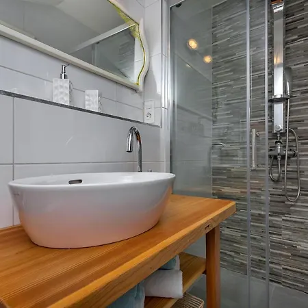 Montana, Town Centre